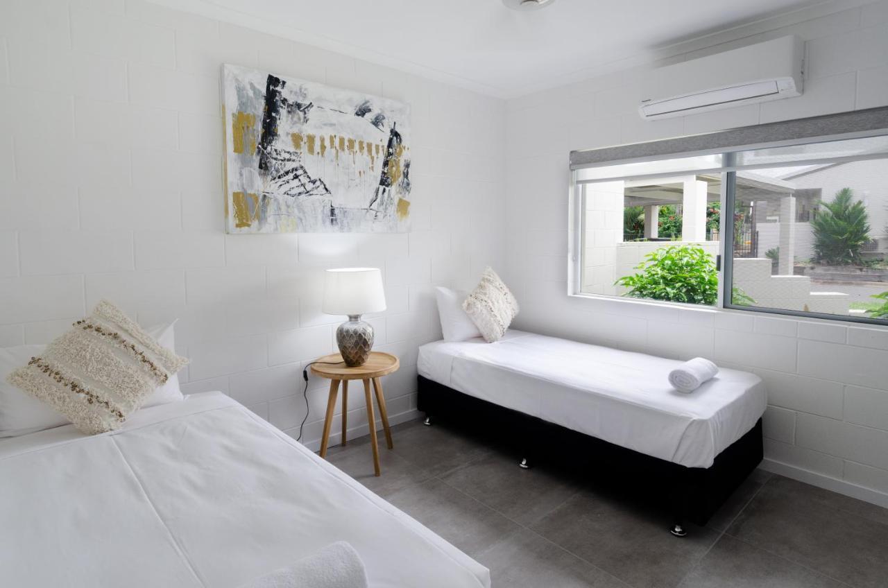 Titree Village Holiday Apartments Port Douglas Exterior photo