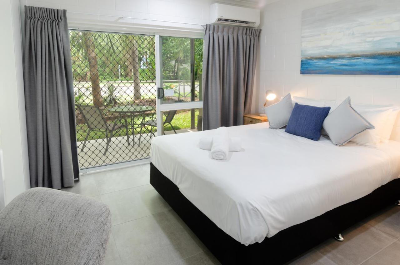 Titree Village Holiday Apartments Port Douglas Exterior photo